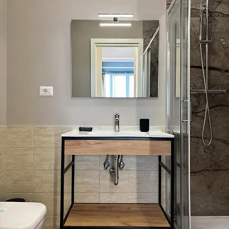 Romexperience Trastevere 4*