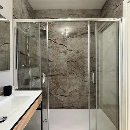 Romexperience Trastevere 4*